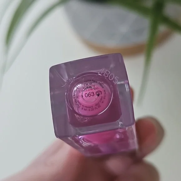 Dior Addict Lip Glow Oil - Cherry Oil Pink Lilac 062 - Picture 7 of 7